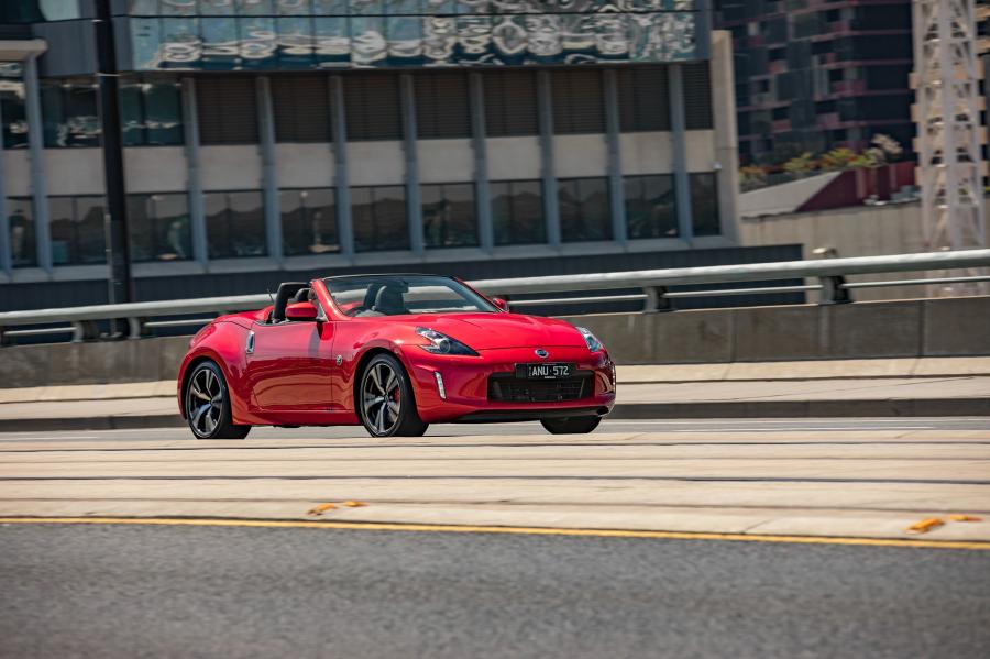  Nissan 370Z Roadster (Z34) 2012 года  (AU) (фото 29 из 33)